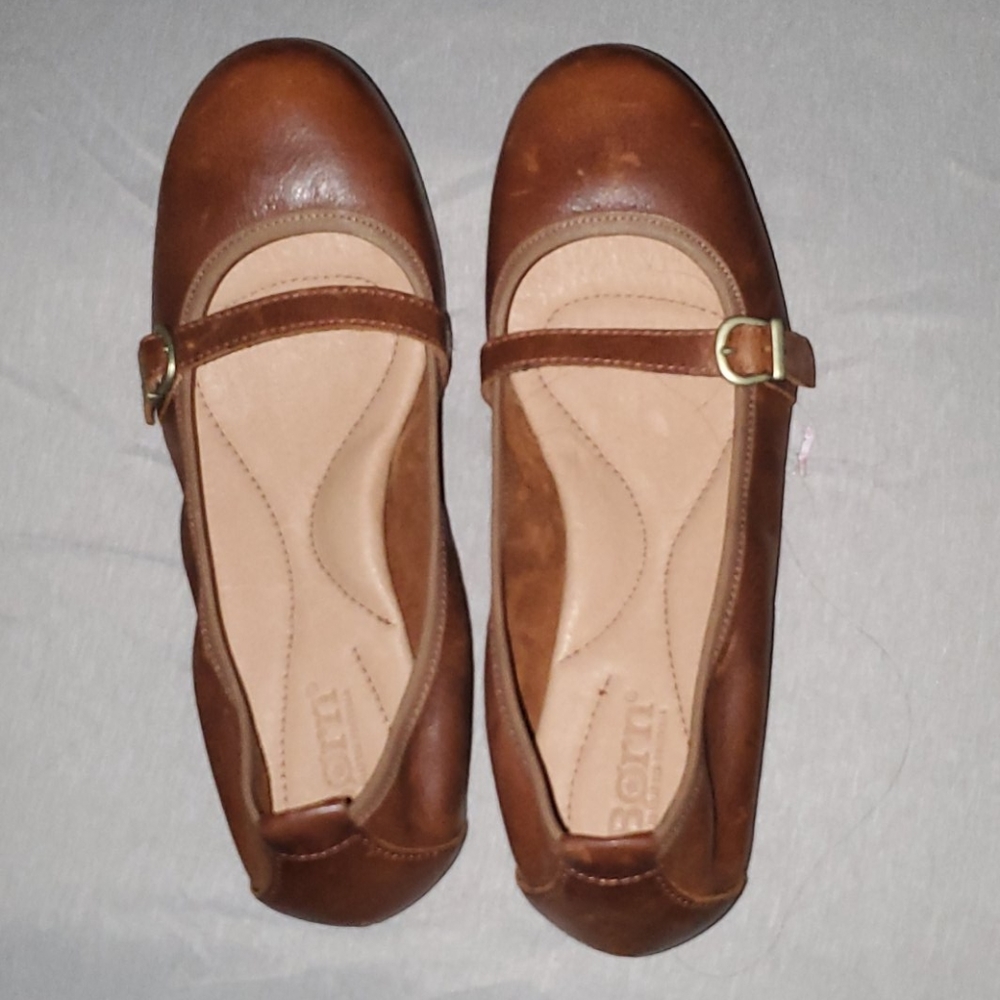 BORN leather flats